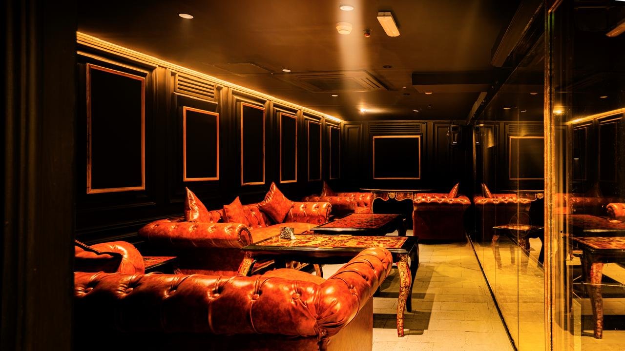Private leather booth seating, Club 11